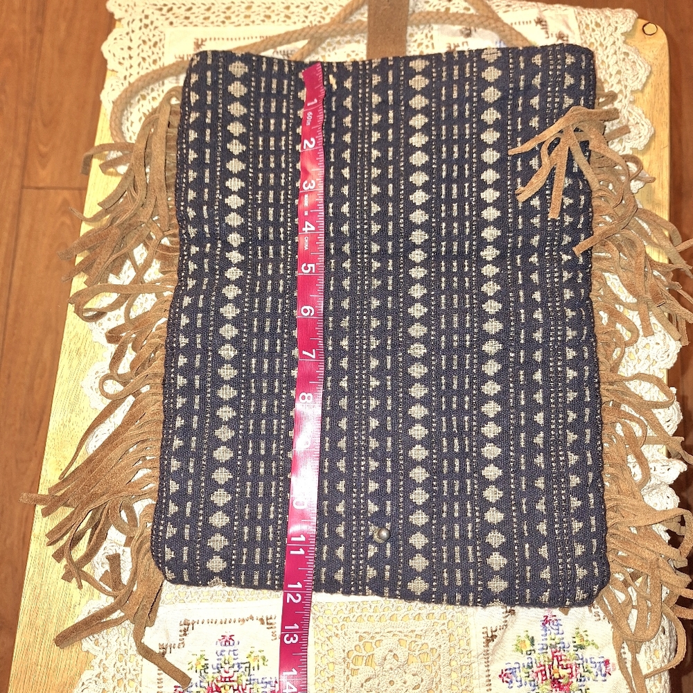 World Market Geometric Patterned Cloth Shoulder B… - image 8